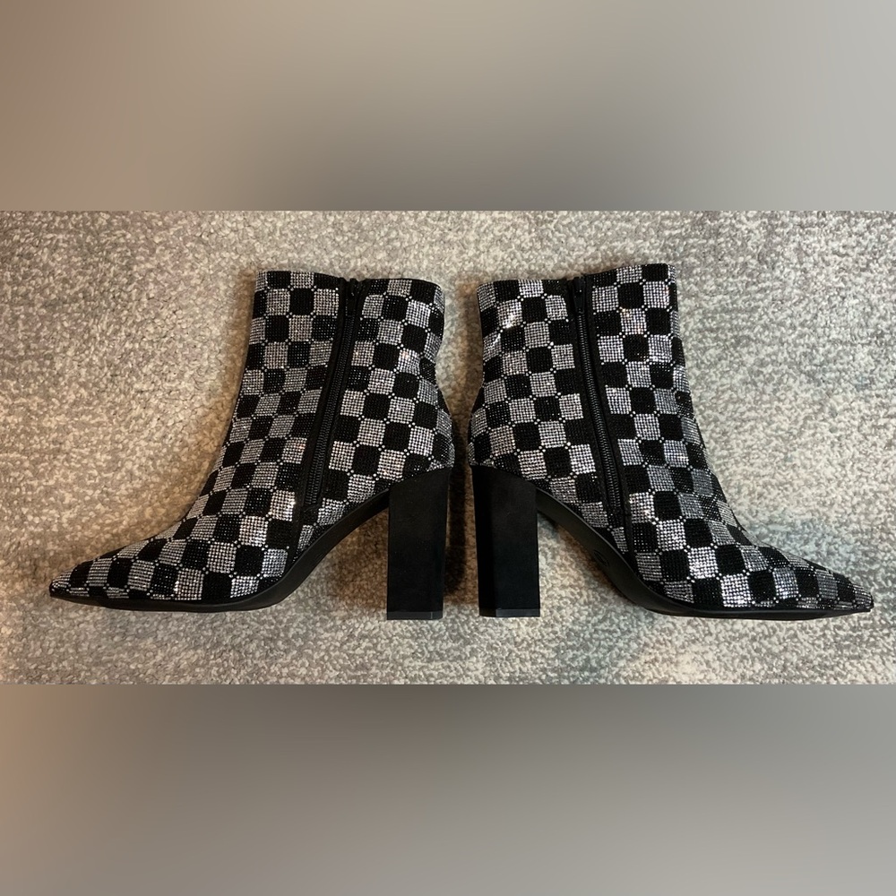 Wild Pair Ingridd Black & White Checkered Rhinestone Booties - Size 7 (NIB) - Picture 9 of 16